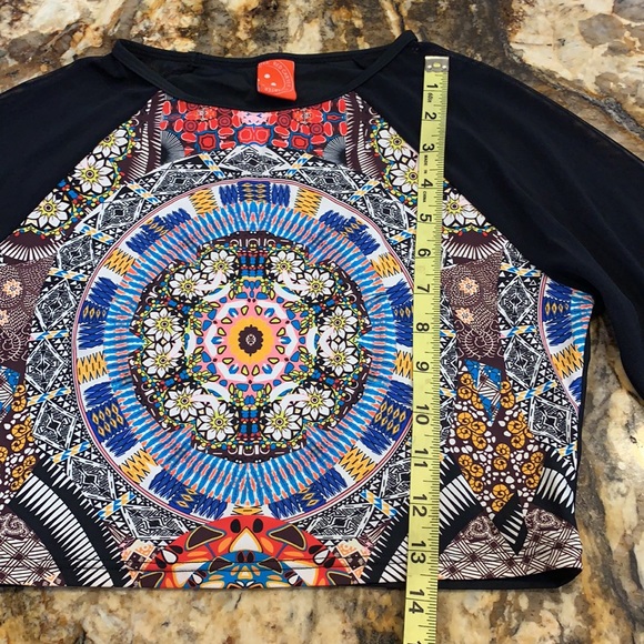 Red Carter crop swim top - Picture 8 of 10